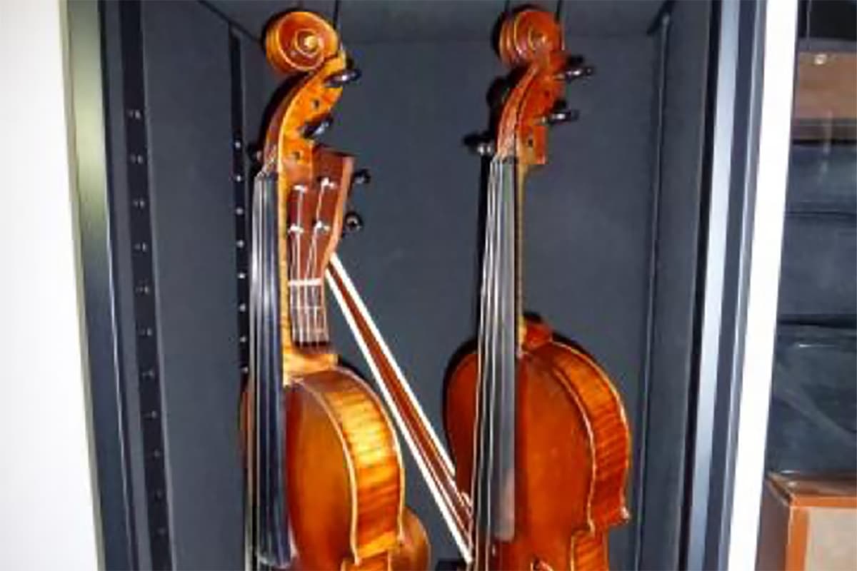 樂器／音樂：音樂謝老師的提琴收藏
